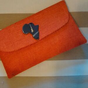 NWOT Clutch From Africa